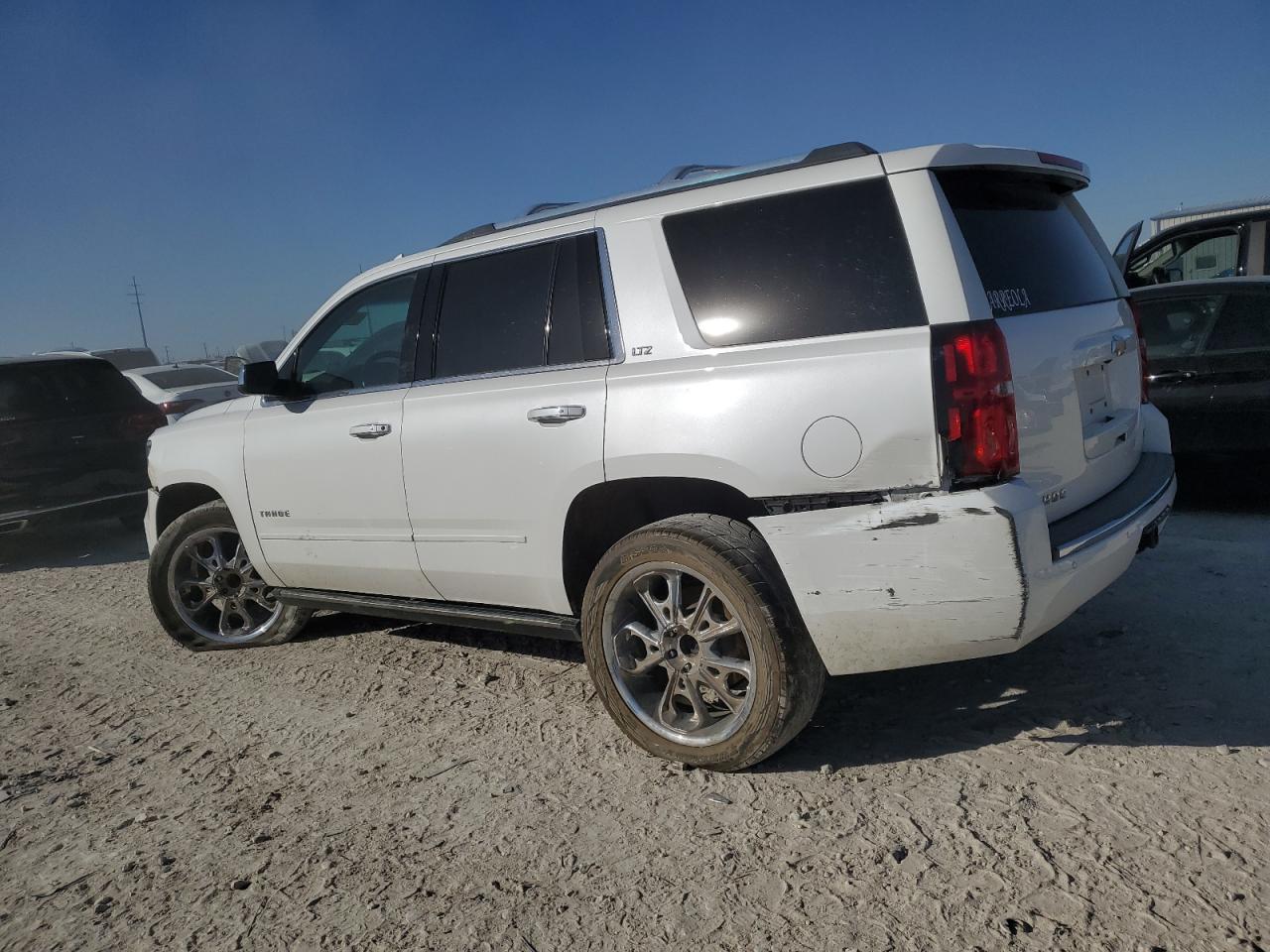 2016 Chevrolet Tahoe VIN 1GNSCCKC0GR477517 Copart auction photo, front end damage thumbnail 2