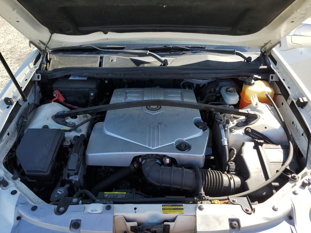 2007 Cadillac SRX VIN 1GYEE637X70144937 Copart auction photo, vandalism damage thumbnail 11