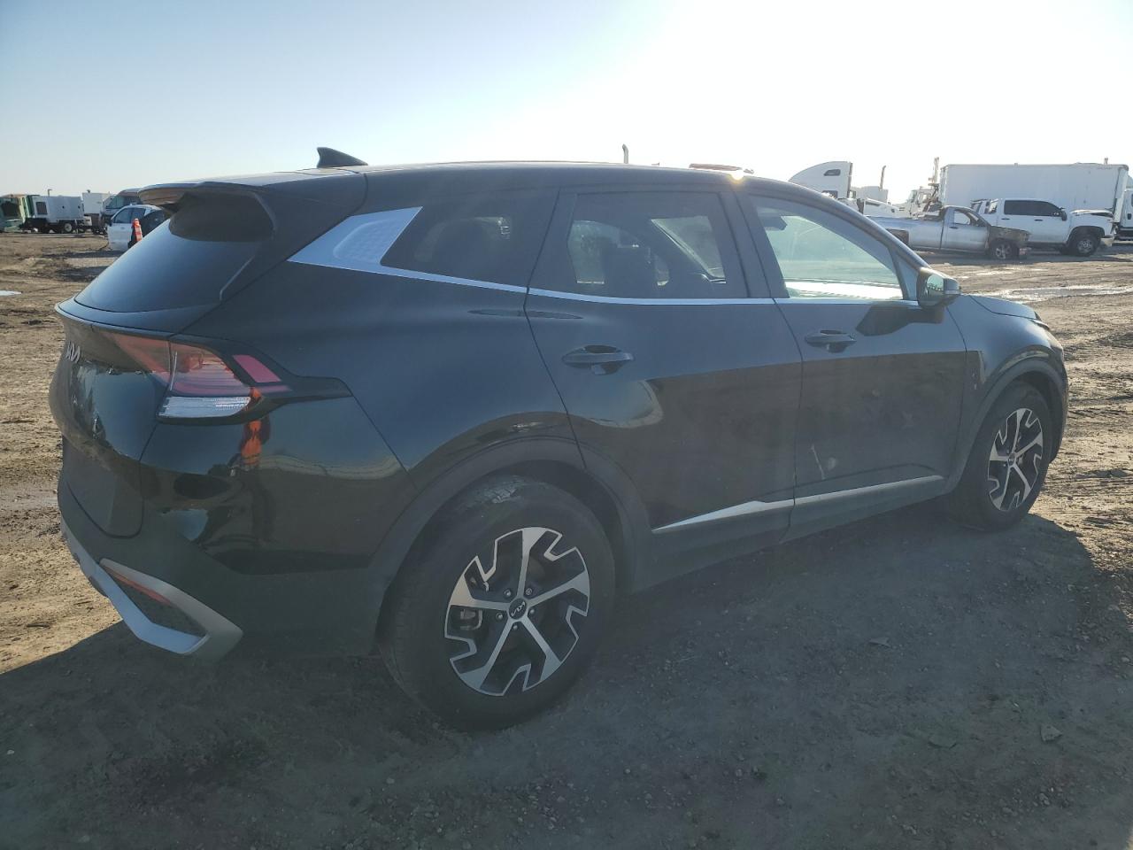 2023 KIA Sportage VIN 5XYK33AF8PG135414 Copart auction photo, front end / side damage thumbnail 3