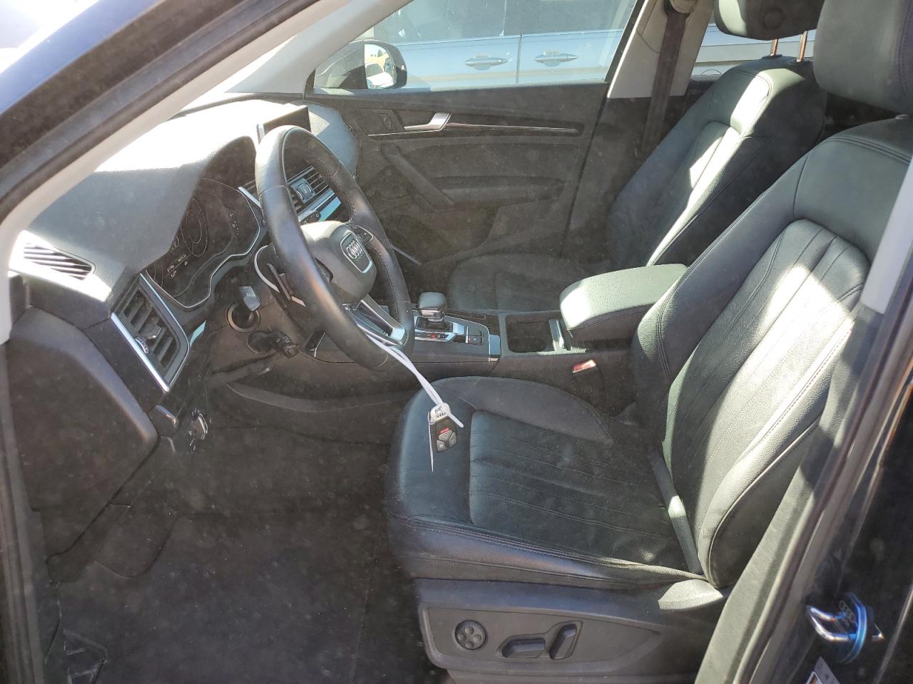 2020 Audi Q5 VIN WA1G2AFY6L2060055 Copart auction photo, front end damage thumbnail 7