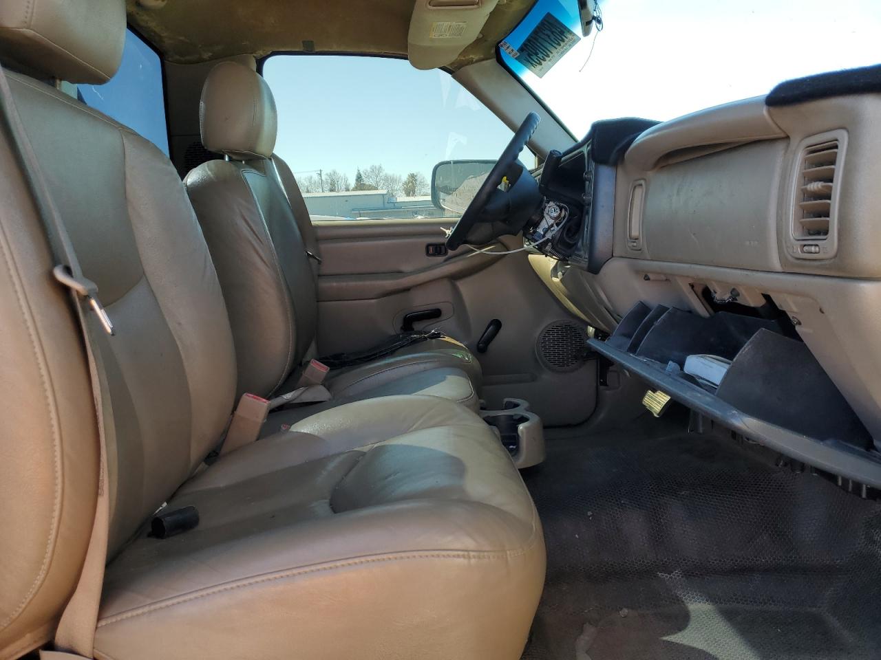 2005 Chevrolet Silverado VIN 1GCHC24U55E215323 Copart auction photo, all over damage thumbnail 10