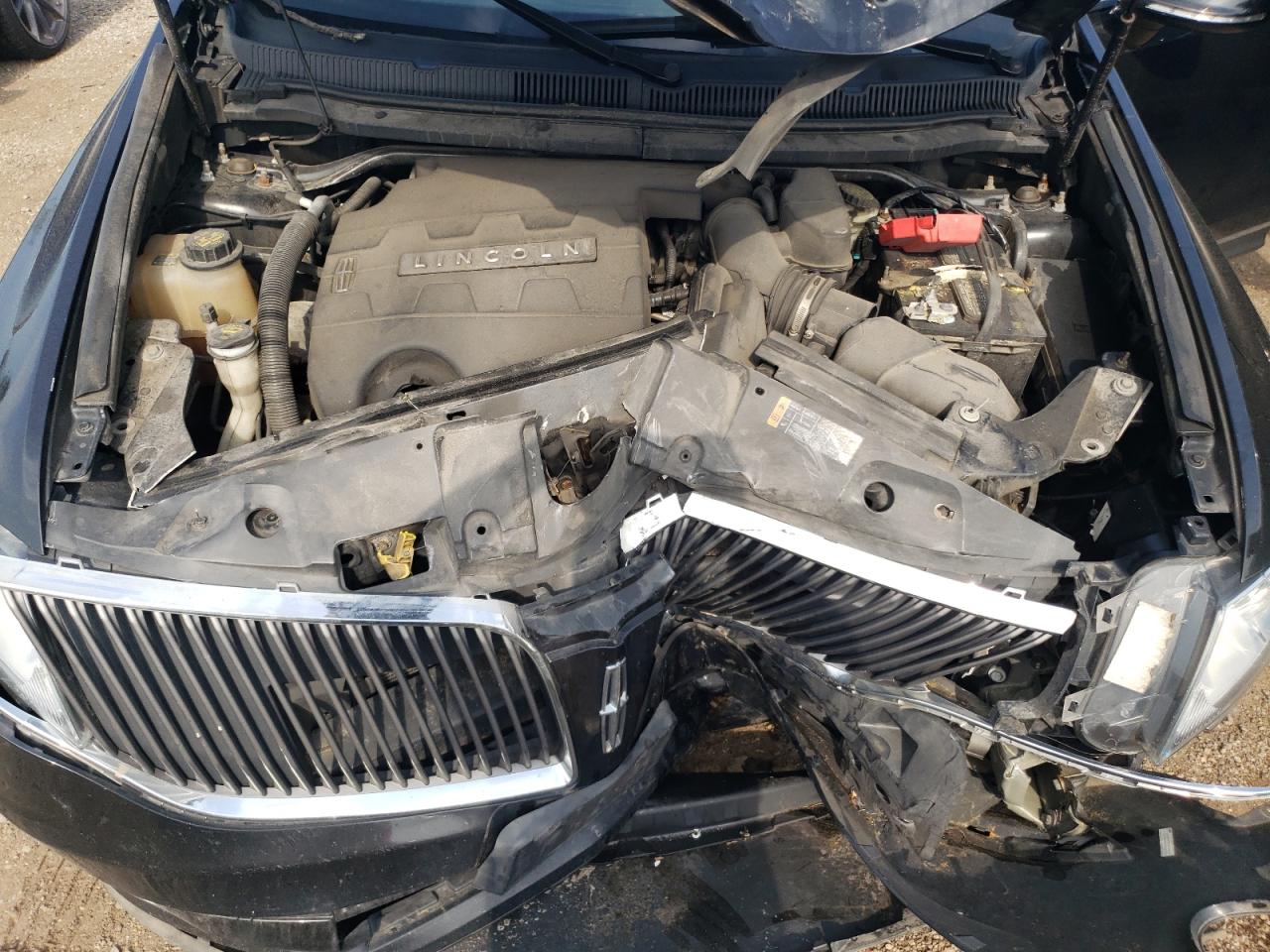 2015 Lincoln MKT VIN 2LMHJ5NK0FBL02631 Copart auction photo, front end / side damage thumbnail 12