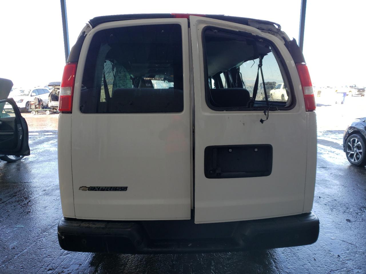 2022 Chevrolet Express VIN 1GAZGNFP1N1278436 Copart auction photo, rollover damage thumbnail 6