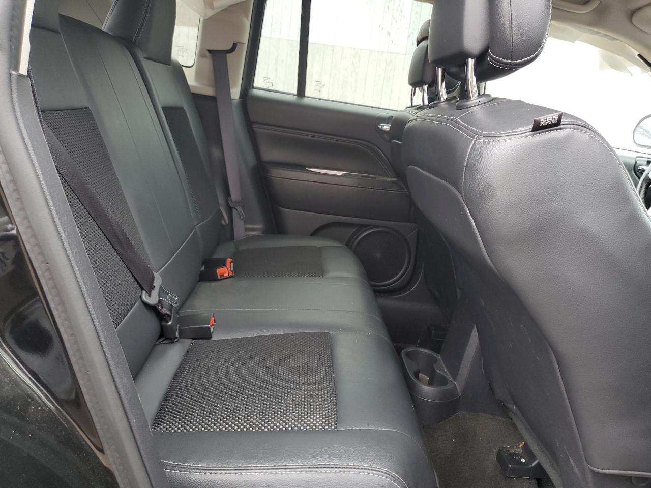 2016 Jeep Compass VIN 1C4NJDEB2GD654828 Copart auction photo, side / minor dent/scratches damage thumbnail 11