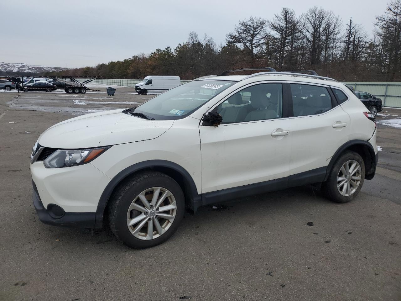 2018 Nissan Rogue VIN JN1BJ1CR3JW200216
