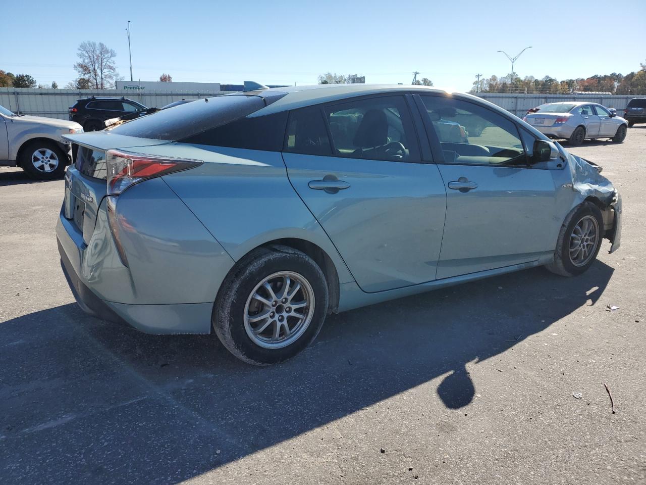 2017 Toyota Prius VIN JTDKARFUXH3030931 Copart auction photo, front end damage thumbnail 3