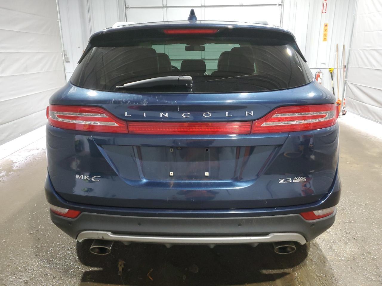 2016 Lincoln MKC VIN 5LMTJ3DH4GUJ19404 Copart auction photo, front end damage thumbnail 6