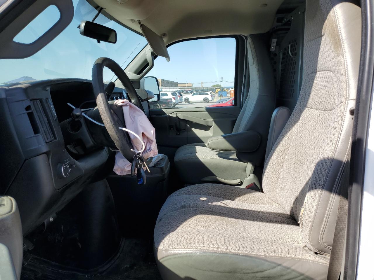 2016 Chevrolet Express VIN 1GCWGAFF5G1320037 Copart auction photo, front end damage thumbnail 7