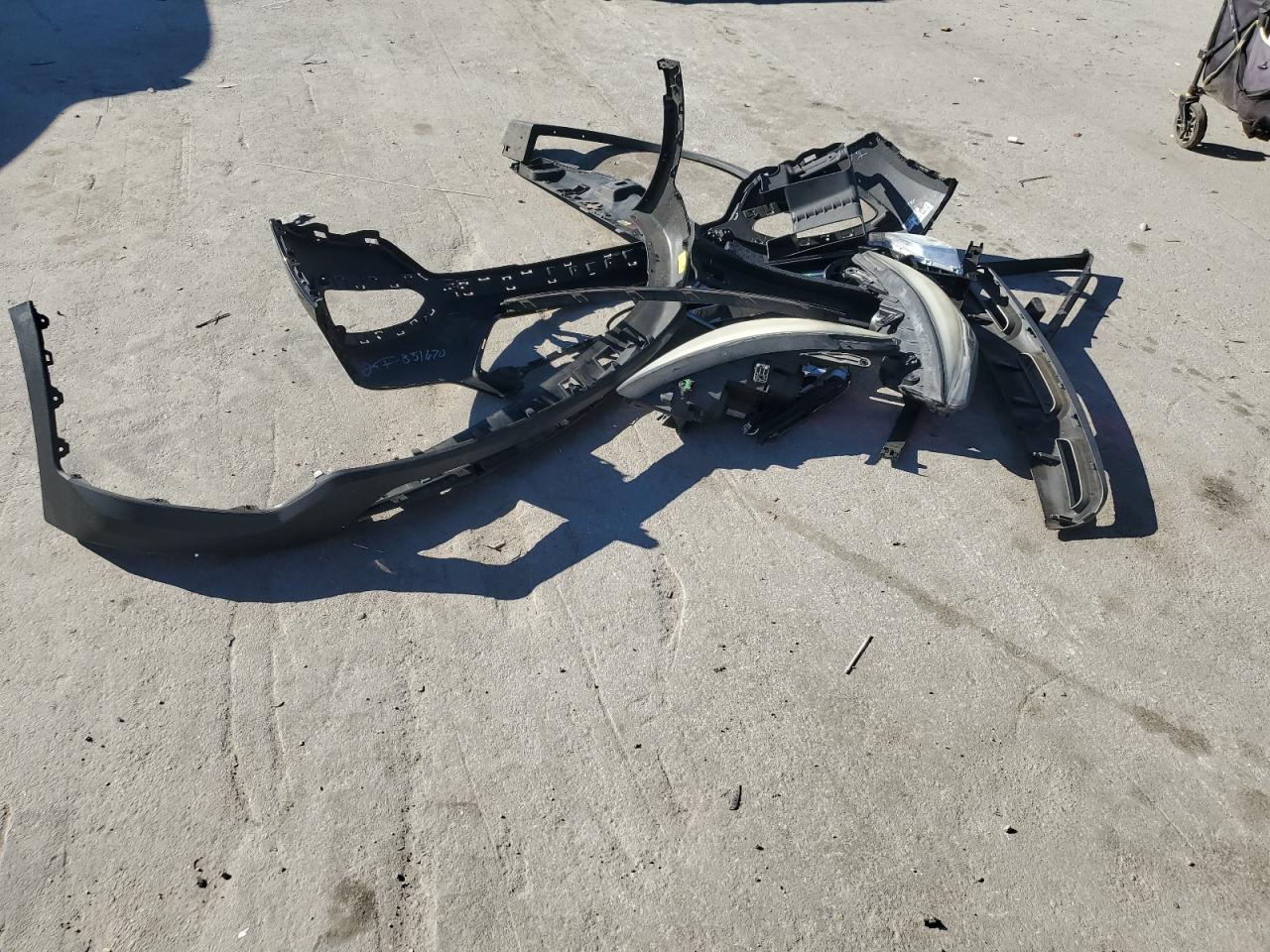 2016 Hyundai Santa Fe VIN 5XYZU3LA3GG351670 Copart auction photo, front end / rear end damage thumbnail 13