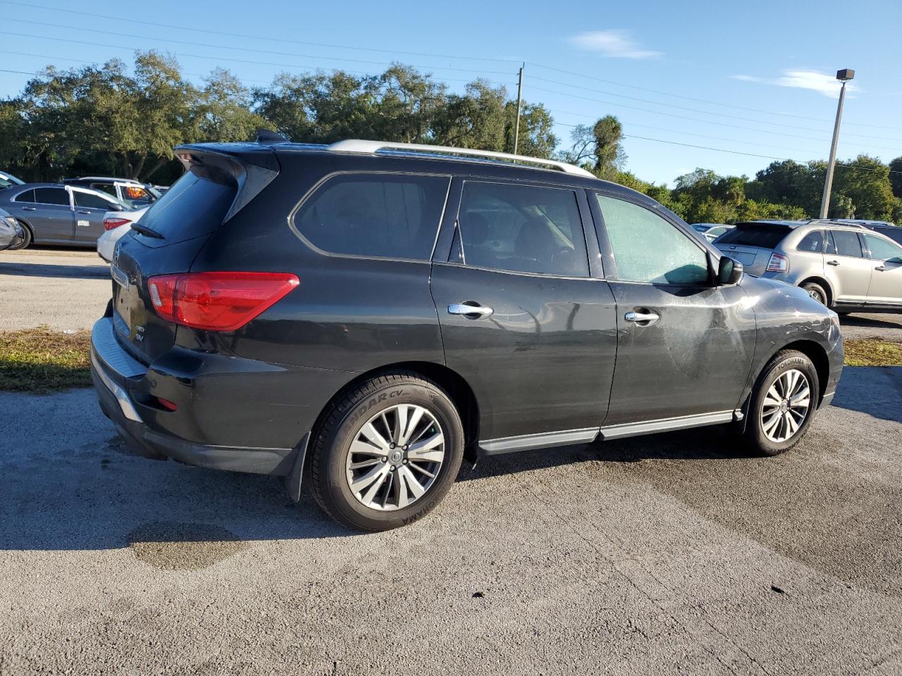 2020 Nissan Pathfinder VIN 5N1DR2BM6LC620885 Copart auction photo, water/flood damage thumbnail 3