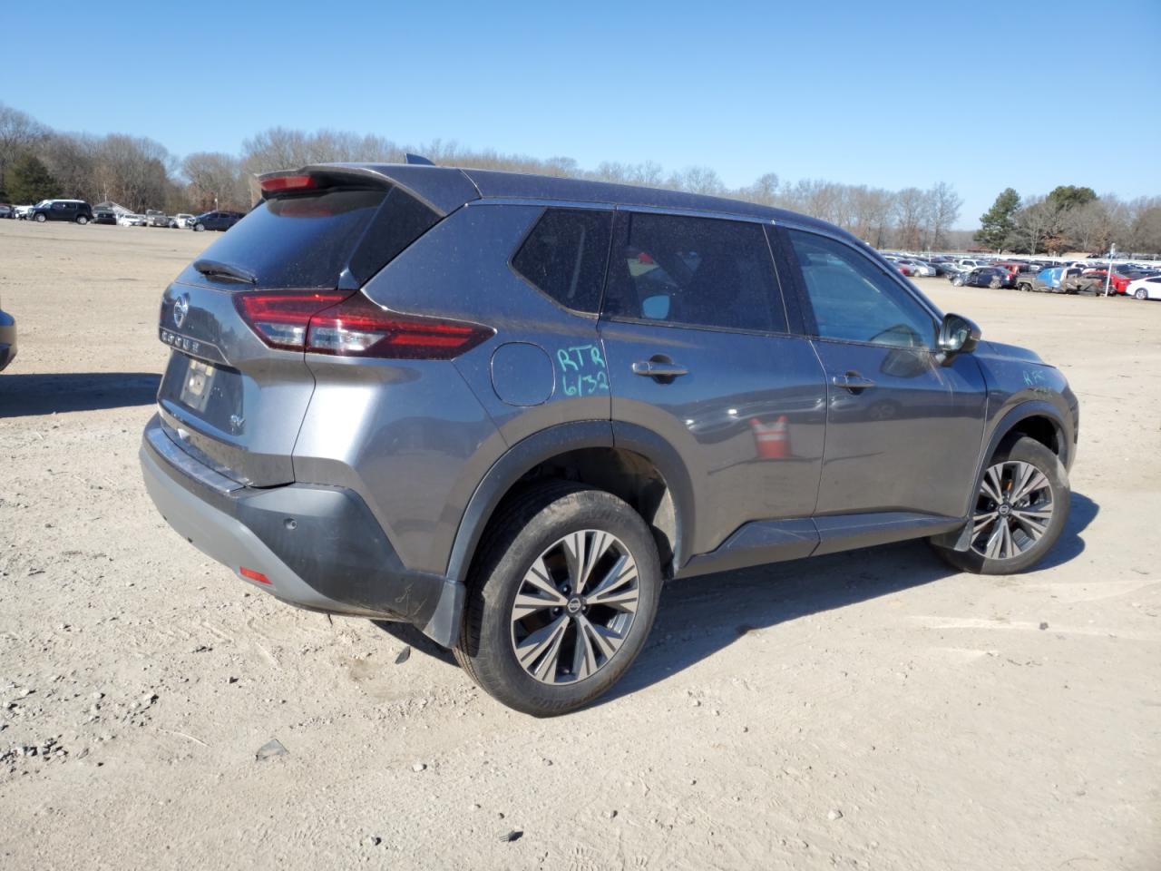 2021 Nissan Rogue VIN JN8AT3BA5MW009299 Copart auction photo, front end / side damage thumbnail 3