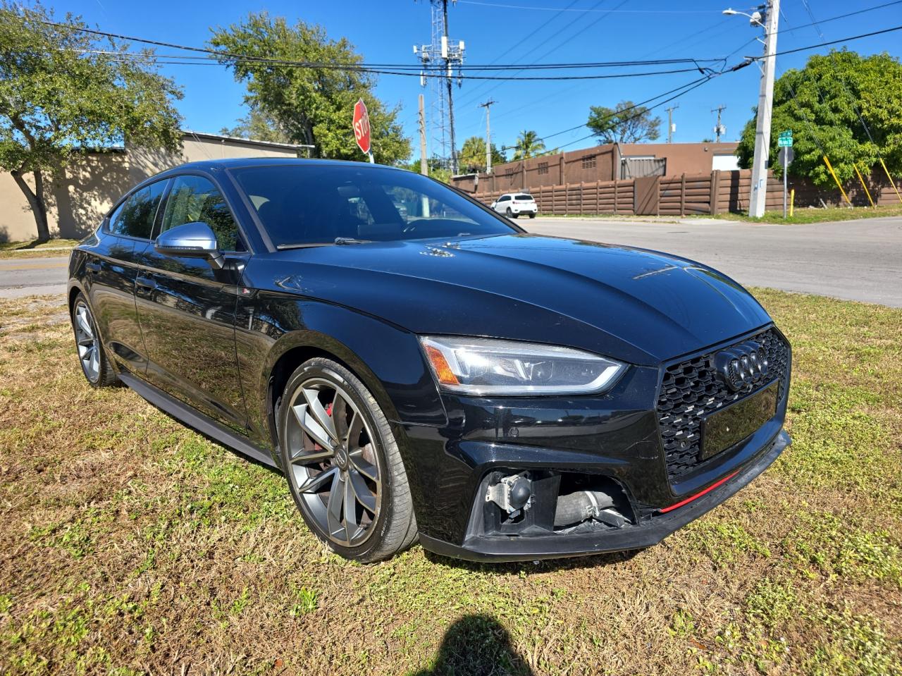 2018 Audi RS5 VIN WAUC4CF59JA005521