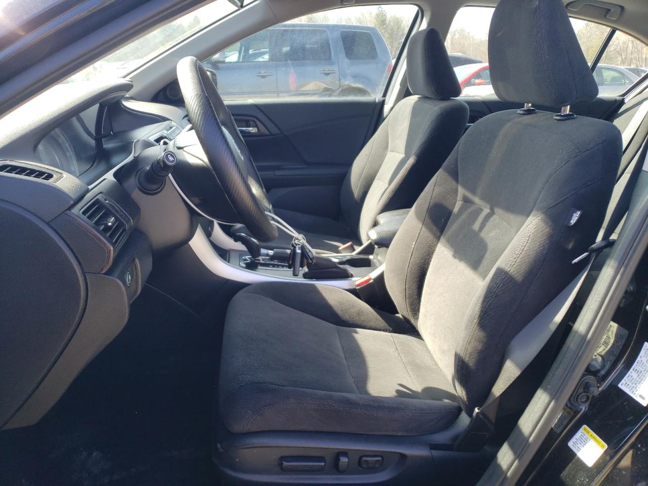 2015 Honda Accord VIN 1HGCR2F70FA082738 Copart auction photo, front end / minor dent/scratches damage thumbnail 7