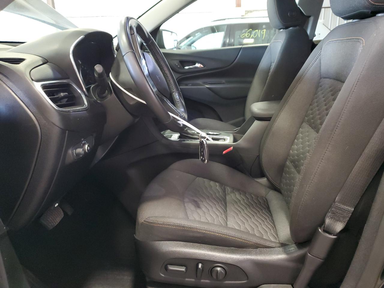 2019 Chevrolet Equinox VIN 2GNAXVEX0K6147388 Copart auction photo, side / rear end damage thumbnail 7