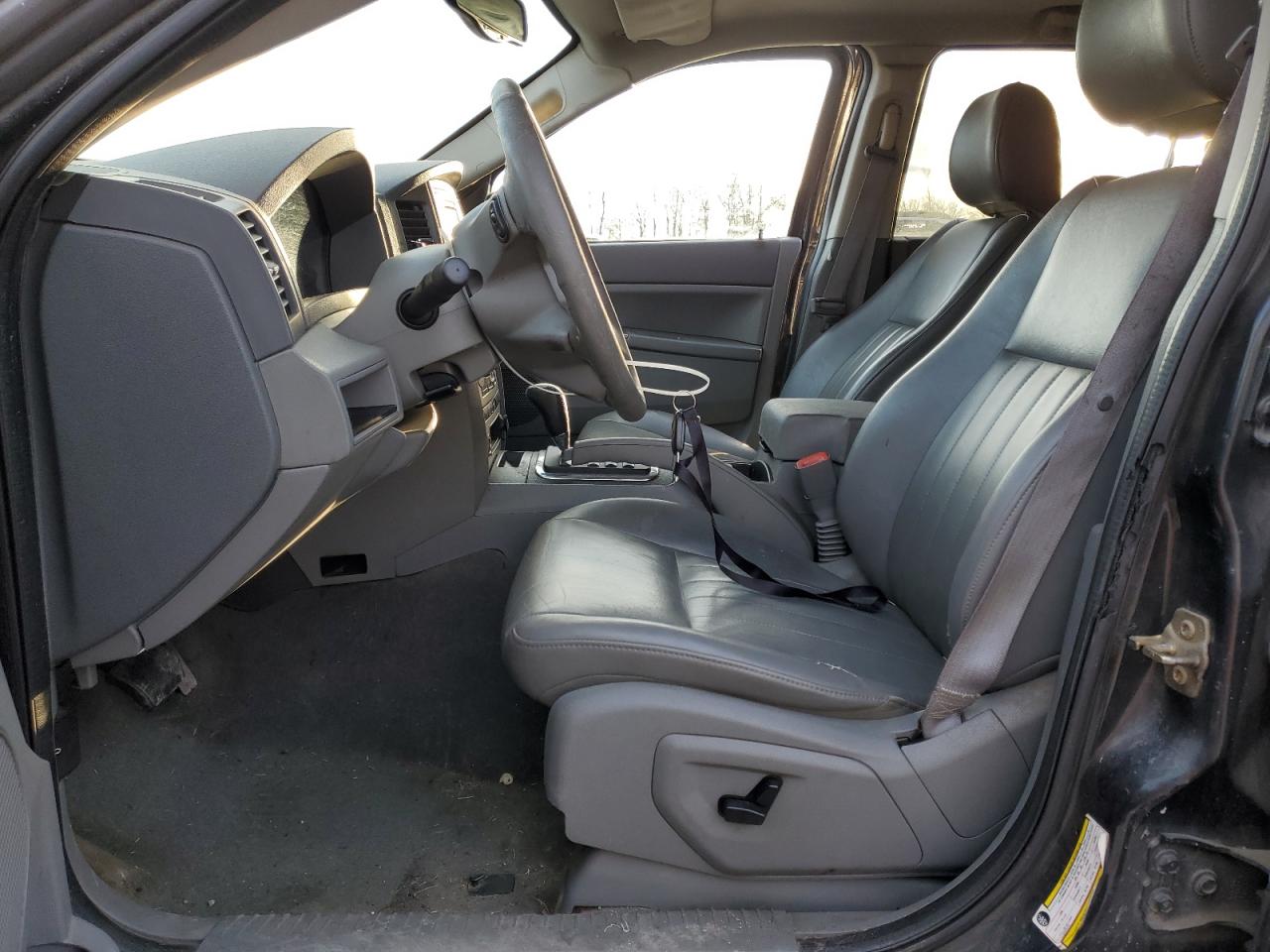 2005 Jeep Grand Cherokee VIN 1J4HR48N05C639091 Copart auction photo, rear end damage thumbnail 7