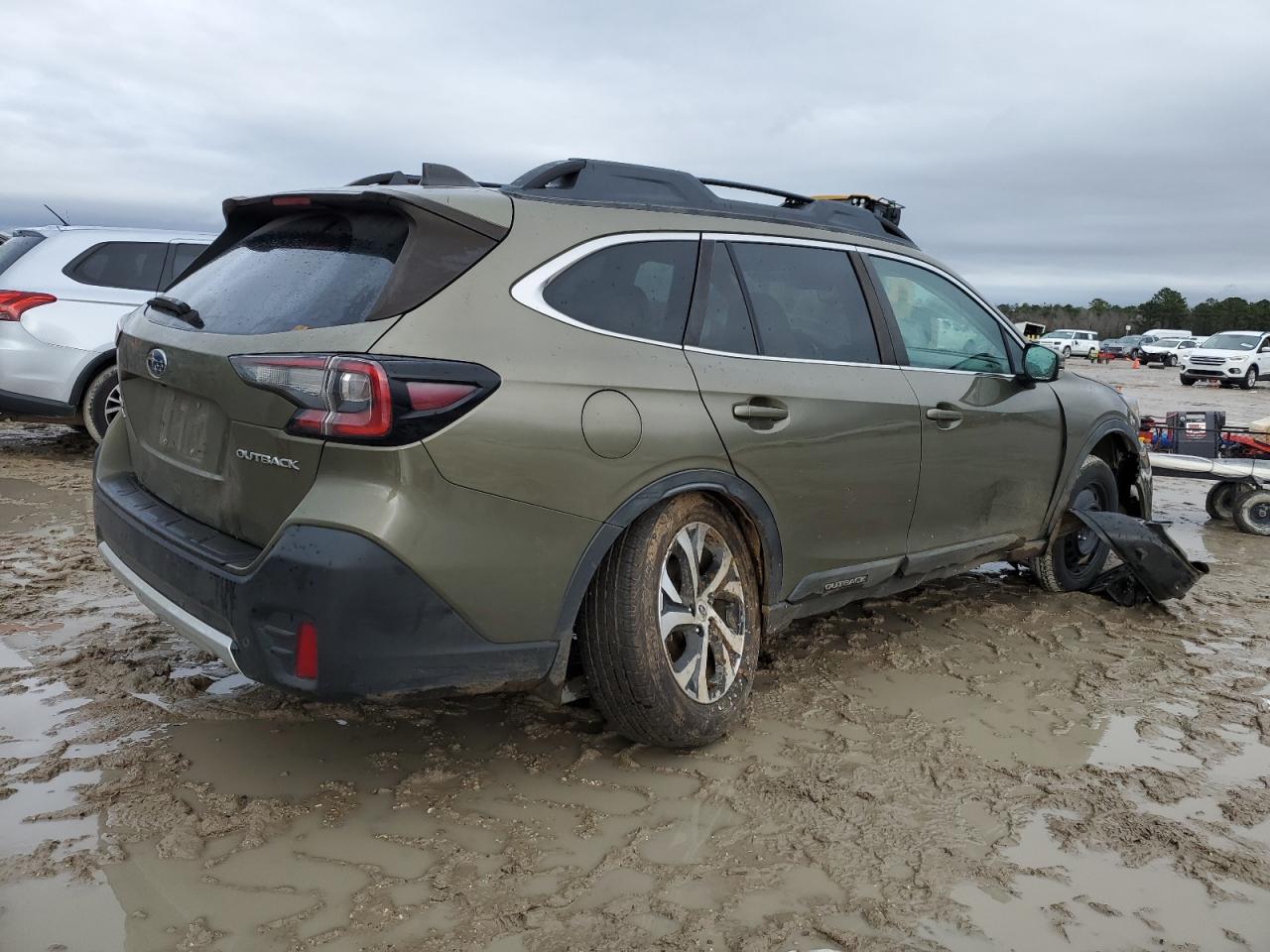 2021 Subaru Outback VIN 4S4BTANC3M3101624 Copart auction photo, front end / minor dent/scratches damage thumbnail 3