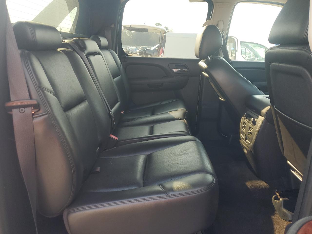 2011 Chevrolet Avalanche VIN 3GNMCGE02BG335552 Copart auction photo, all over damage thumbnail 10
