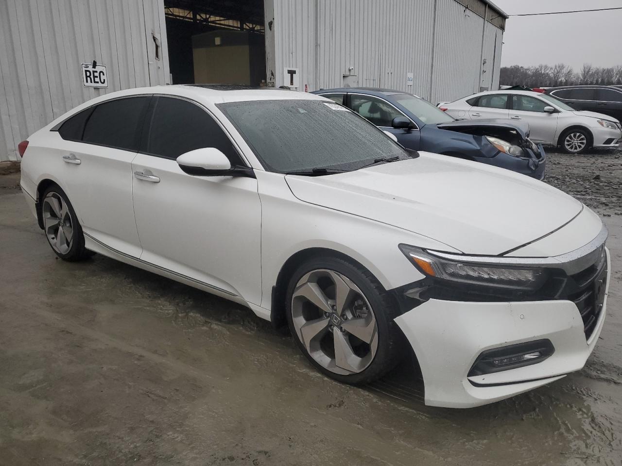 2018 Honda Accord VIN 1HGCV1F92JA196708 Copart auction photo, all over damage thumbnail 4