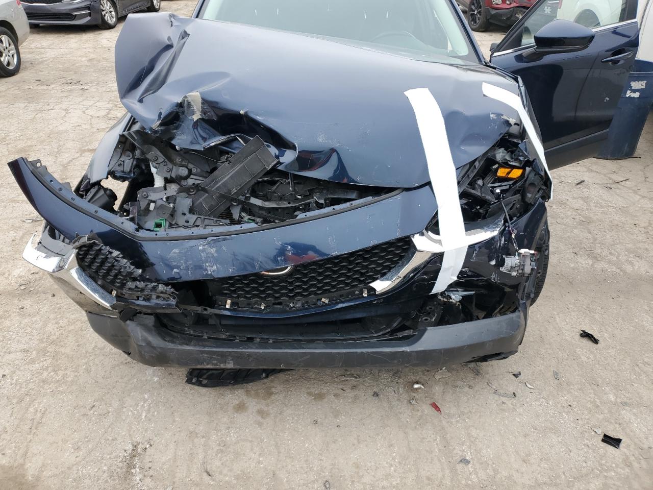 2021 Mazda CX-30 VIN 3MVDMABL4MM232220 Copart auction photo, all over / side damage thumbnail 11