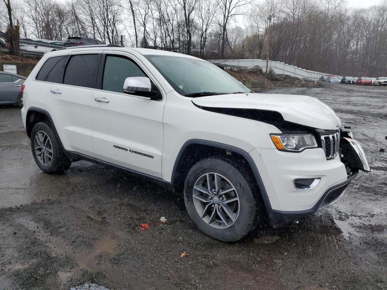 2017 Jeep Grand Cherokee VIN 1C4RJFBG1HC830580 Copart auction photo, front end / minor dent/scratches damage thumbnail 4