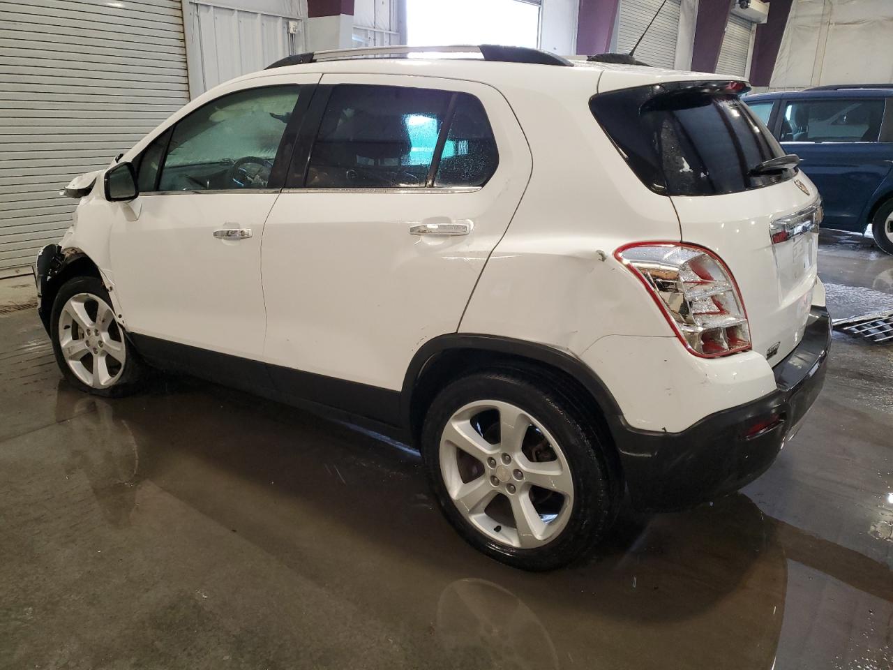 2015 Chevrolet Trax VIN 3GNCJTSB9FL245151 Copart auction photo, front end / rear end damage thumbnail 2
