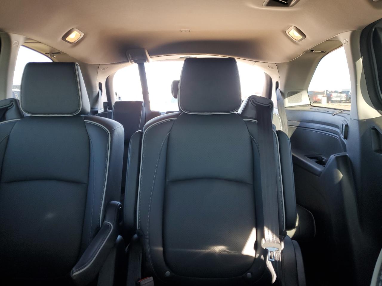 2024 Honda Odyssey VIN 5FNRL6H94RB038849 Copart auction photo, rear end / minor dent/scratches damage thumbnail 10