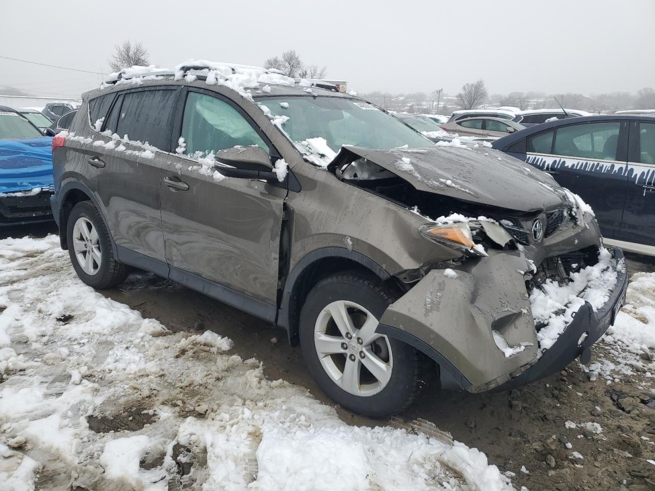 2013 Toyota RAV 4 VIN 2T3RFREV4DW103406 Copart auction photo, front end damage thumbnail 4