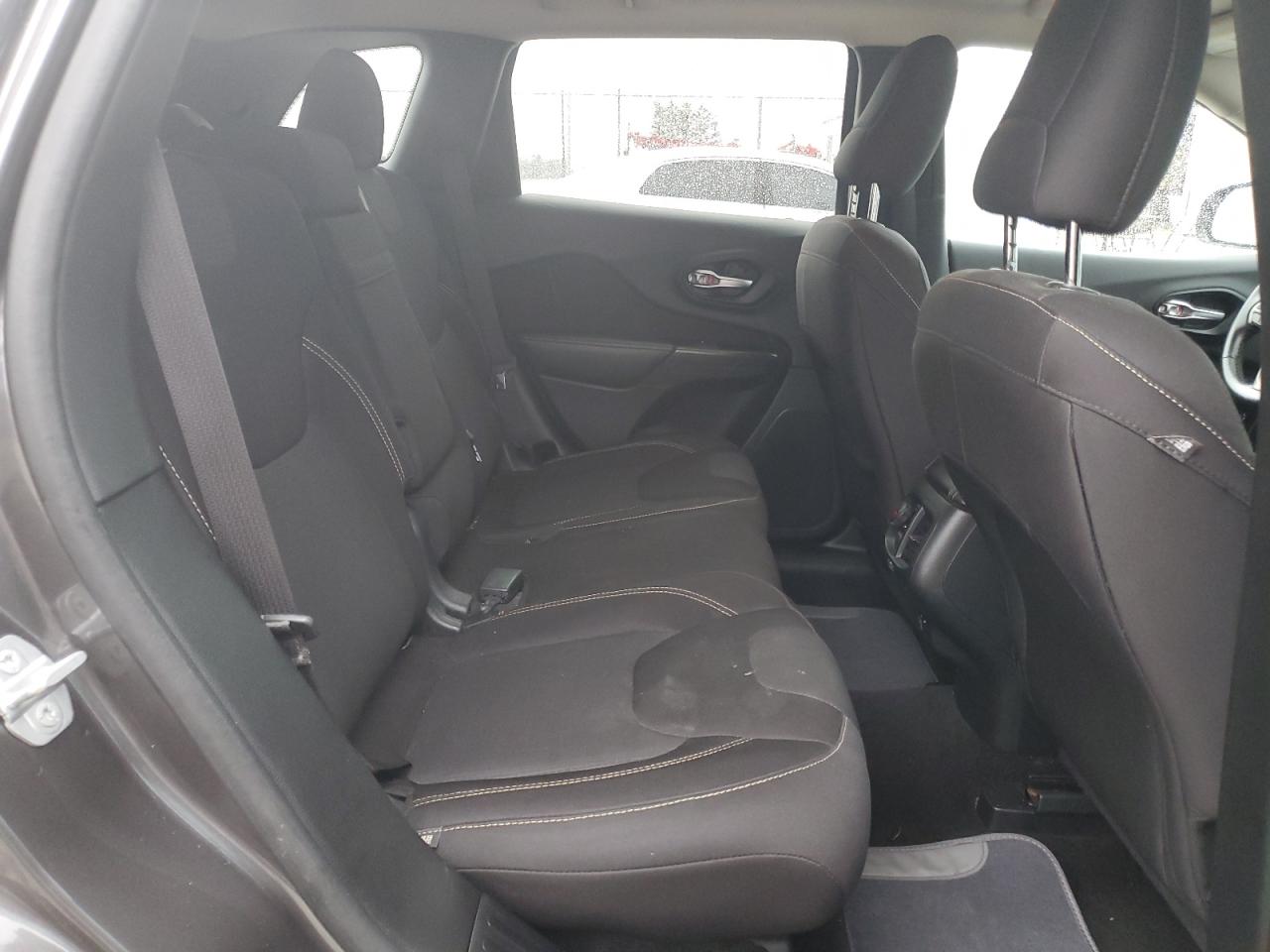 2015 Jeep Grand Cherokee VIN 1C4PJMCB0FW681542 Copart auction photo, rear end / minor dent/scratches damage thumbnail 11