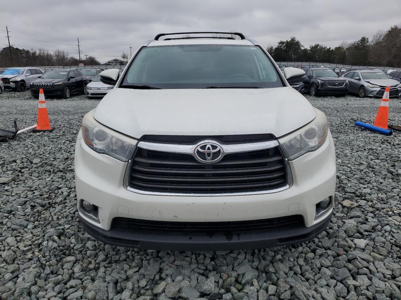 2016 Toyota Highlander VIN 5TDDKRFH6GS293116 Copart auction photo, rear end damage thumbnail 5