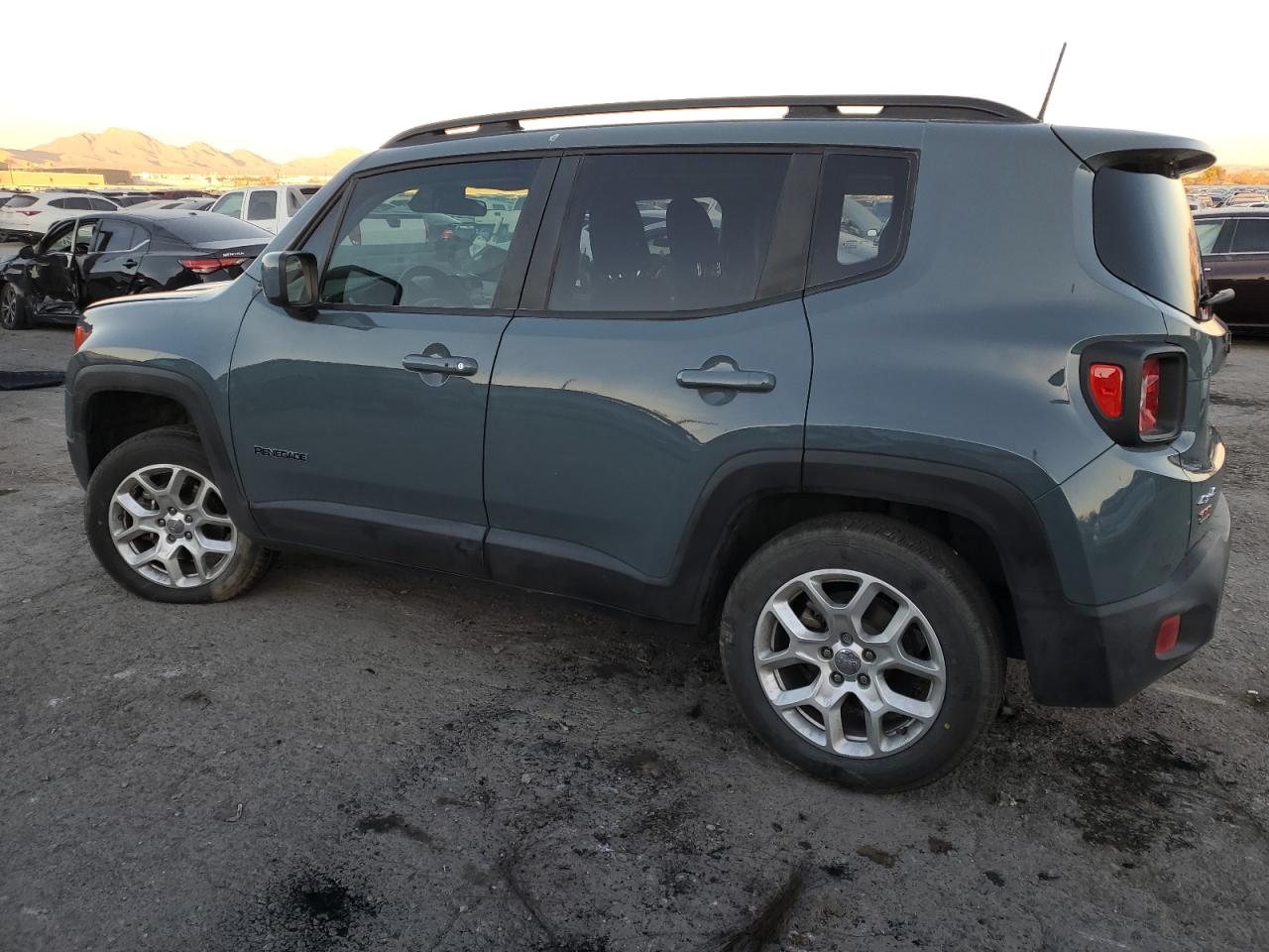 2018 Jeep Renegade VIN ZACCJBBB4JPJ04245 Copart auction photo, side damage thumbnail 2