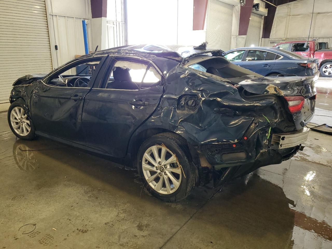 2021 Toyota Camry VIN 4T1C11BK6MU038812 Copart auction photo, rollover damage thumbnail 2