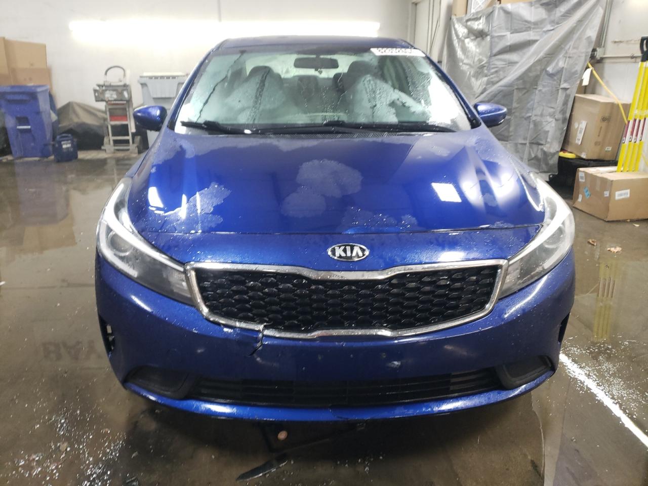 2018 KIA Forte VIN 3KPFK4A79JE210452 Copart auction photo, rear end damage thumbnail 5