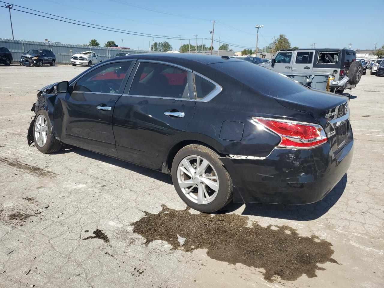 2015 Nissan Altima VIN 1N4AL3AP9FC585912 Copart auction photo, front end / rear end damage thumbnail 2