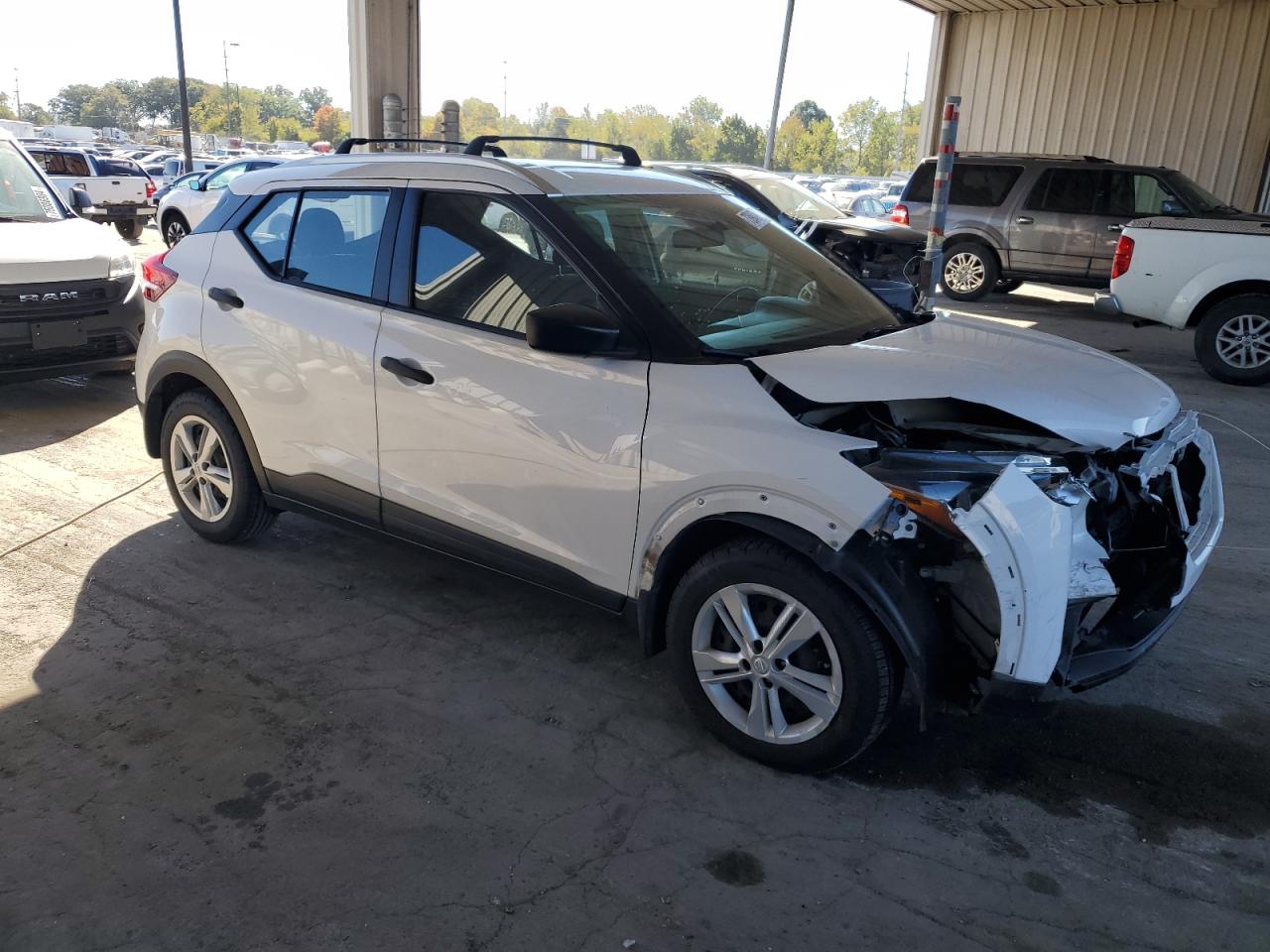 2019 Nissan Kicks VIN 3N1CP5CU2KL506264 Copart auction photo, front end damage thumbnail 4