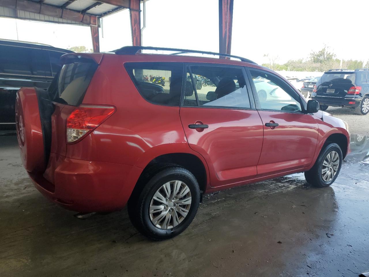 2007 Toyota RAV 4 VIN JTMZD33V675059216 Copart auction photo, side / mechanical damage thumbnail 3