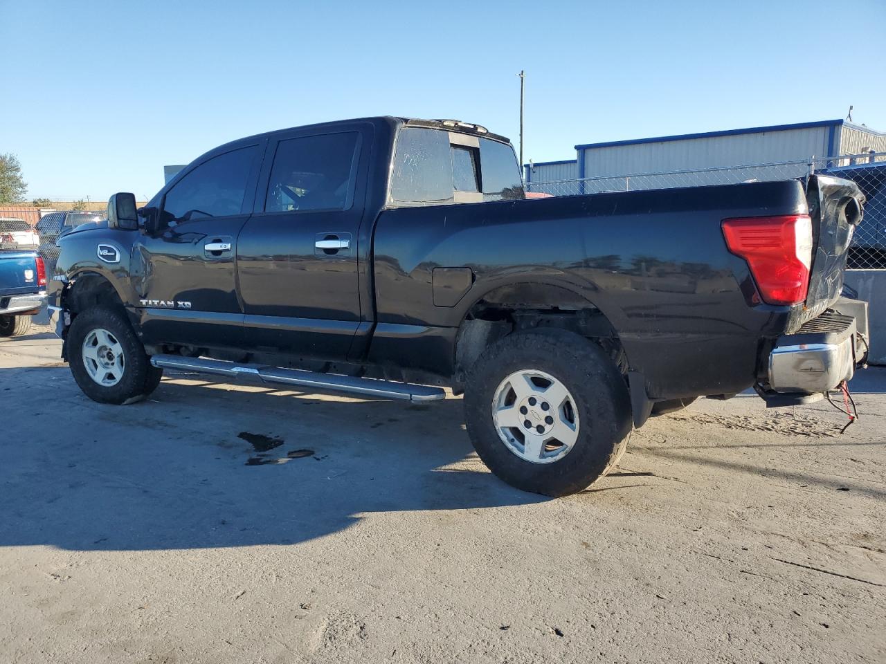 2018 Nissan Titan VIN 1N6AA1F48JN525505 Copart auction photo, all over damage thumbnail 2