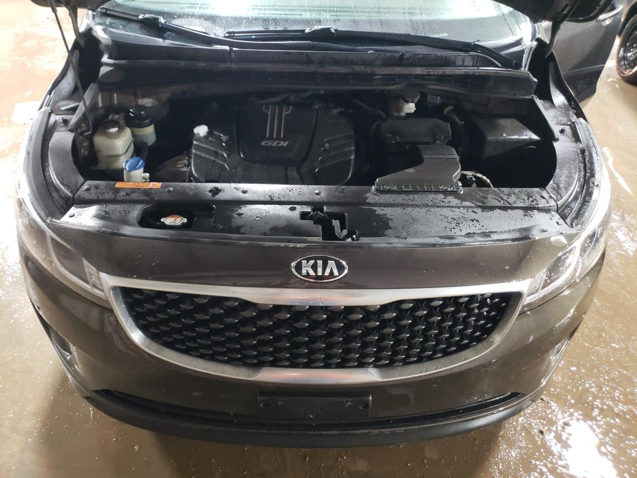 2017 KIA Sedona VIN KNDMB5C13H6324713 Copart auction photo, rear end / minor dent/scratches damage thumbnail 12