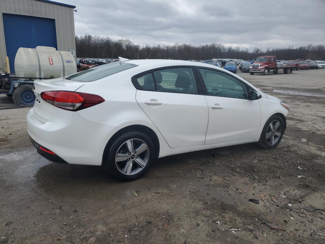 2018 KIA Forte VIN 3KPFL4A7XJE175787 Copart auction photo, front end damage thumbnail 3