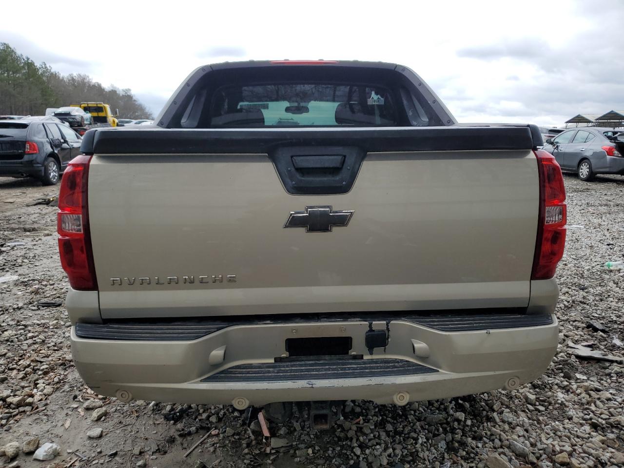 2008 Chevrolet Avalanche VIN 3GNFK12338G282151 Copart auction photo, front end damage thumbnail 6