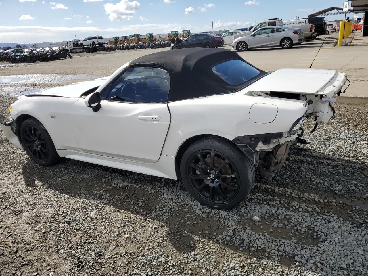 2017 Fiat 124 Spider VIN JC1NFAEKXH0129702 Copart auction photo, all over damage thumbnail 2
