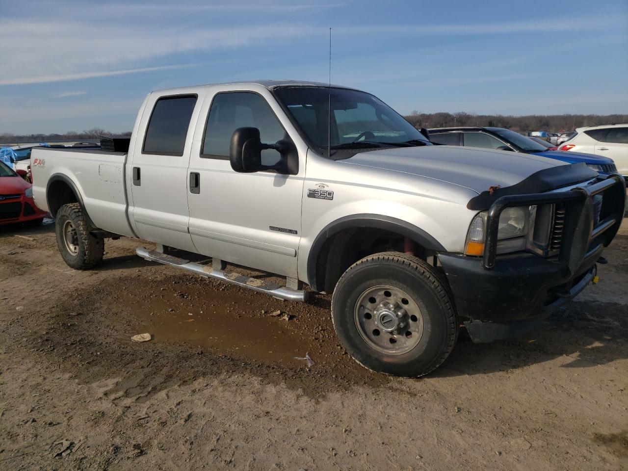 2003 Ford F350 VIN 1FTSW31F63EA58469 Copart auction photo, vandalism / minor dent/scratches damage thumbnail 4