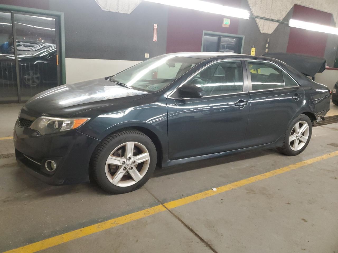 2014 Toyota Camry VIN 4T1BF1FK4EU306569