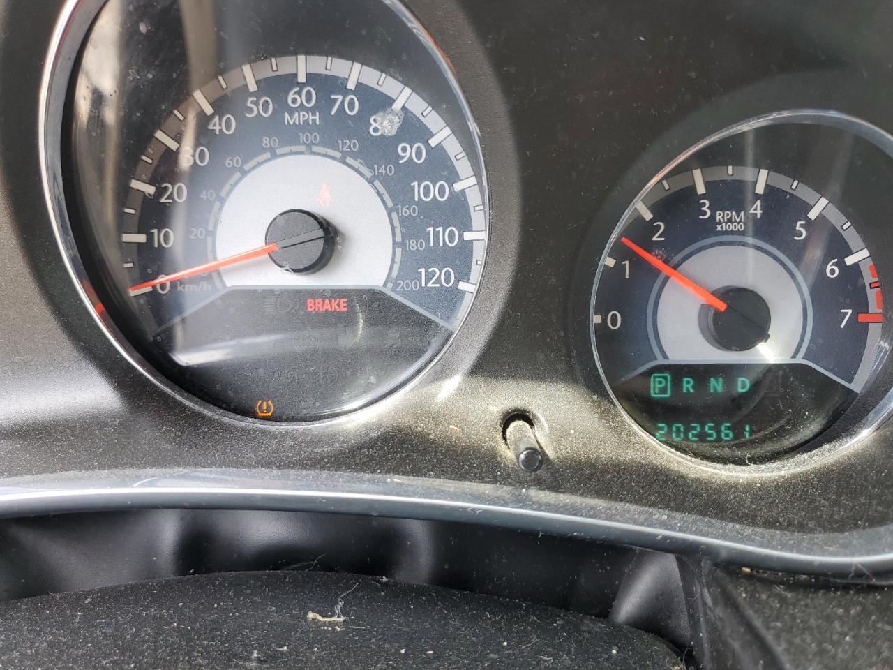 2013 Chrysler 200 VIN 1C3CCBBB9DN557923 Copart auction photo, front end / undercarriage damage thumbnail 9