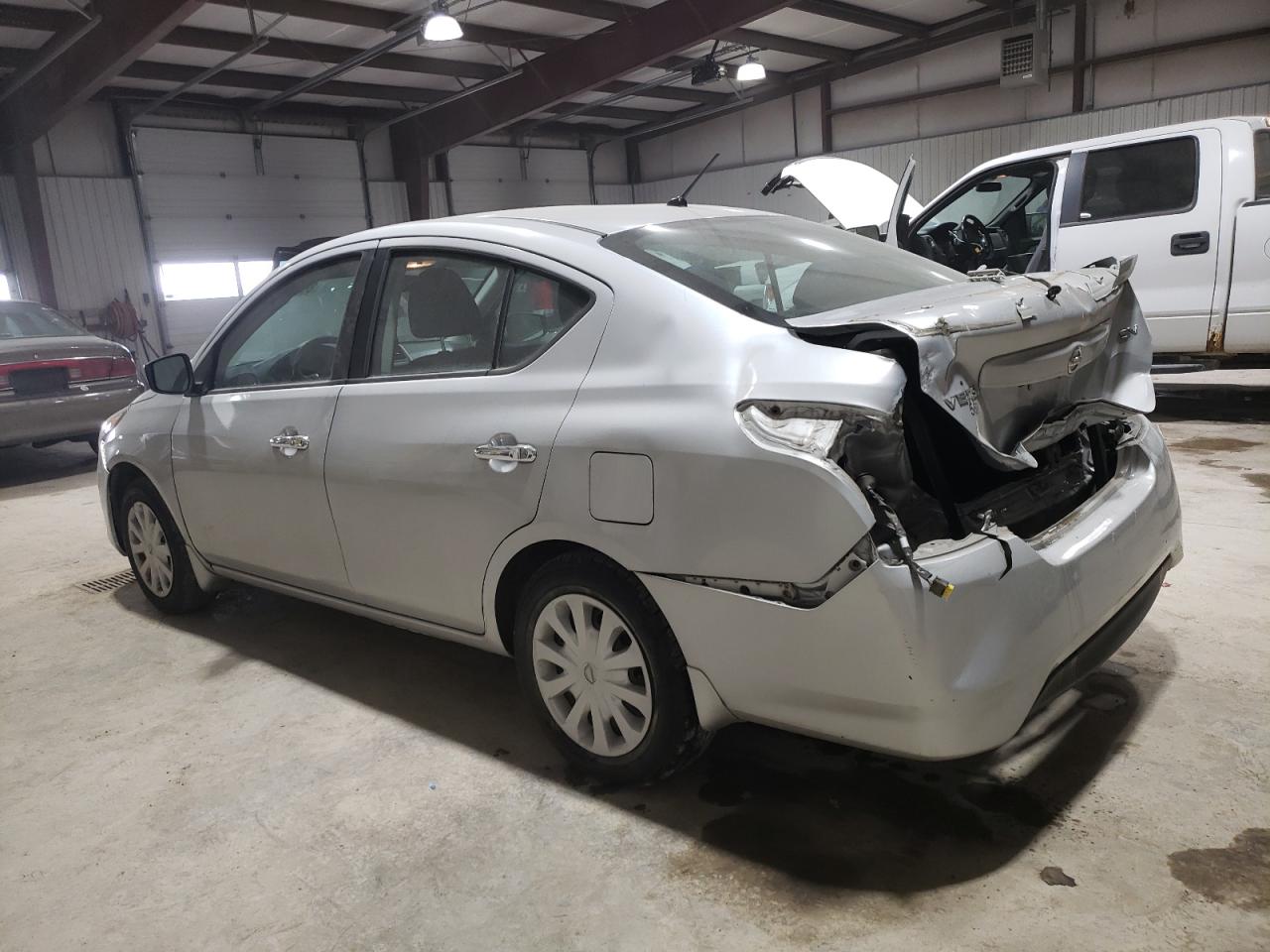 2019 Nissan Versa VIN 3N1CN7AP5KL810770 Copart auction photo, rear end damage thumbnail 2