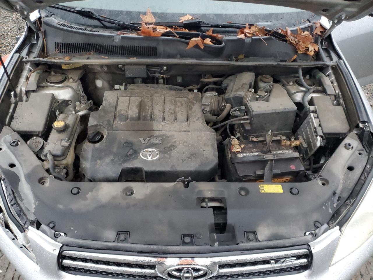 2007 Toyota RAV 4 VIN JTMBK31V676024034 Copart auction photo, front end damage thumbnail 11