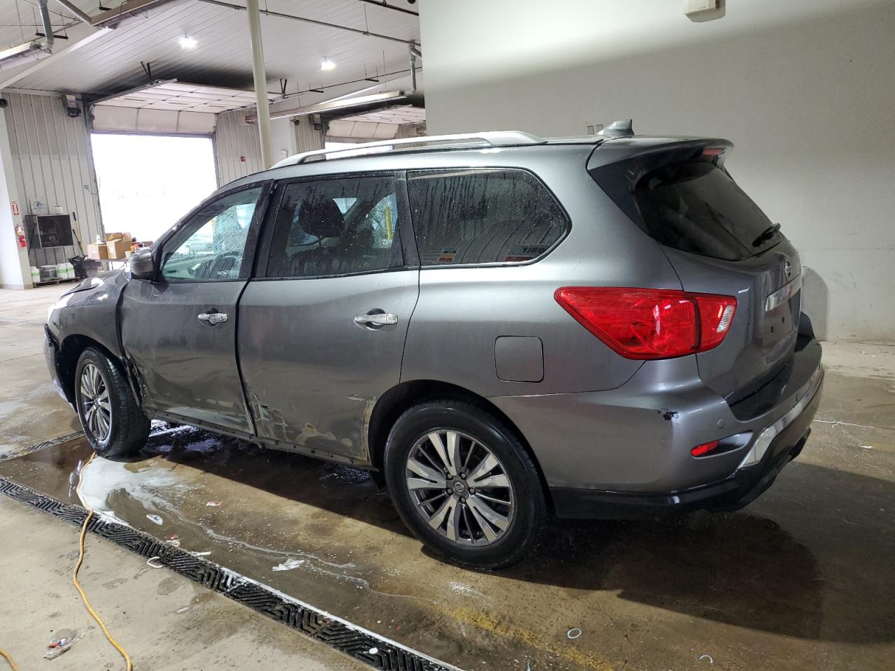 2020 Nissan Pathfinder VIN 5N1DR2BM7LC604193 Copart auction photo, side / front end damage thumbnail 2
