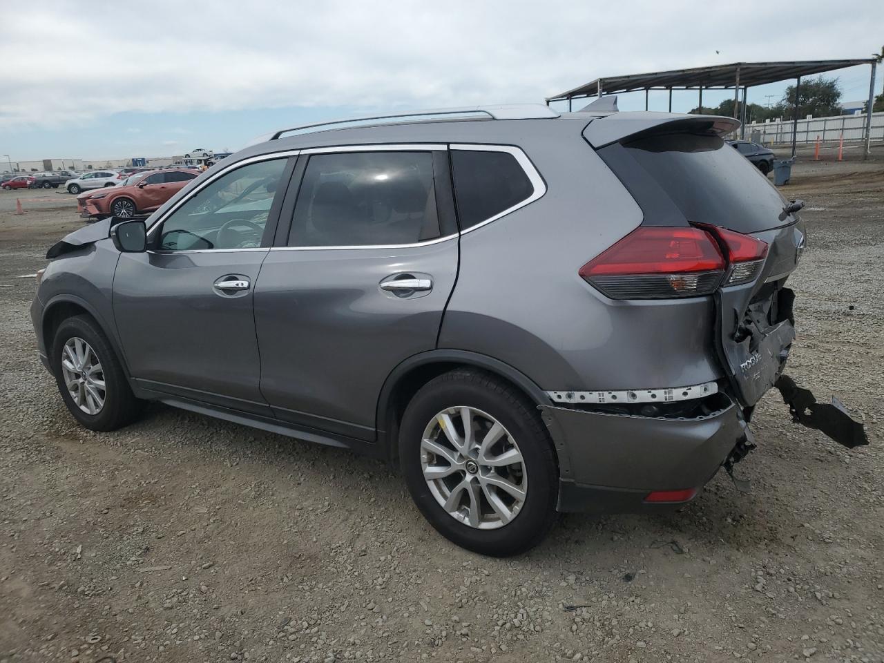 2019 Nissan Rogue VIN KNMAT2MT2KP504961 Copart auction photo, all over damage thumbnail 2