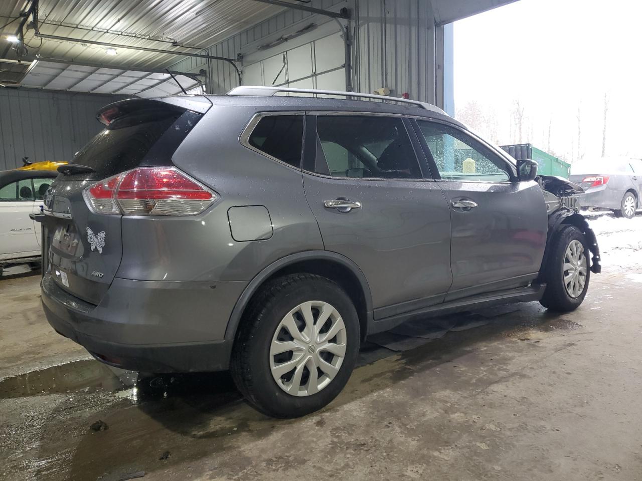 2016 Nissan Rogue VIN KNMAT2MV1GP647604 Copart auction photo, front end / minor dent/scratches damage thumbnail 3