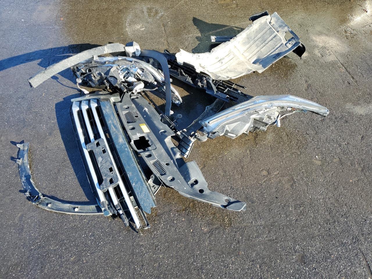 2017 Toyota Highlander VIN 5TDJGRFH3HS026991 Copart auction photo, front end damage thumbnail 13