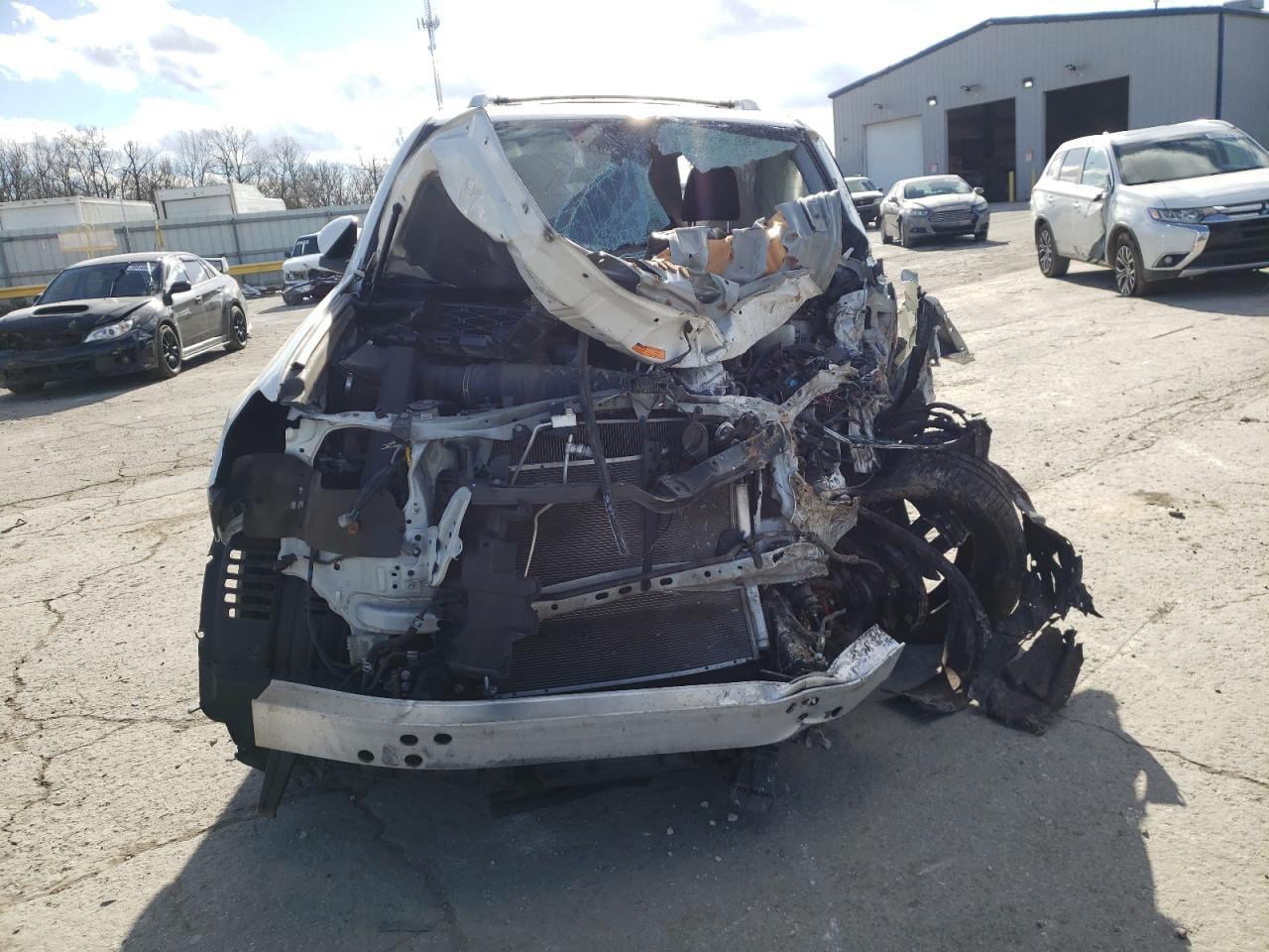 2019 Toyota 4Runner VIN JTEBU5JR3K5703889 Copart auction photo, front end / side damage thumbnail 5